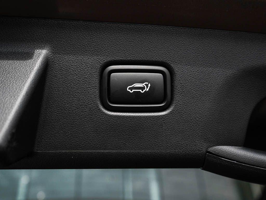 new 2026 Hyundai TUCSON Hybrid car, priced at $42,789