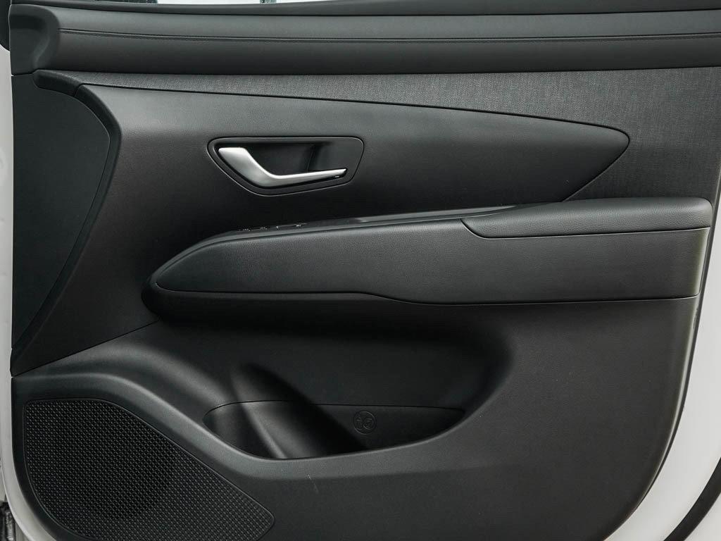 new 2026 Hyundai TUCSON Hybrid car, priced at $32,723