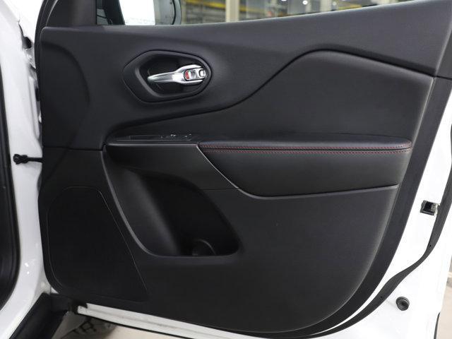 used 2019 Jeep Cherokee car, priced at $18,399