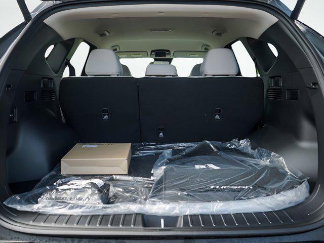 new 2026 Hyundai TUCSON Hybrid car, priced at $33,323