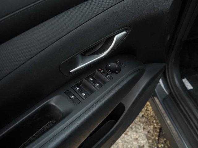 new 2026 Hyundai TUCSON Hybrid car, priced at $33,570