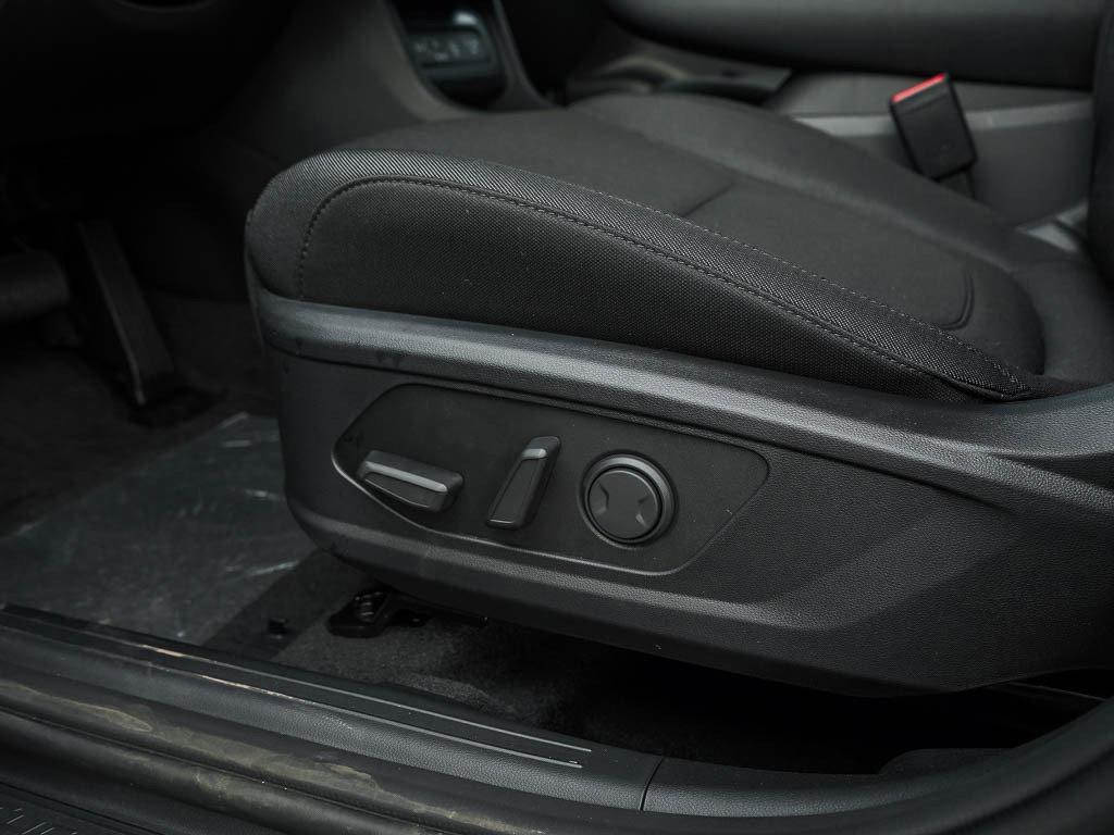 new 2026 Hyundai TUCSON Hybrid car, priced at $33,260