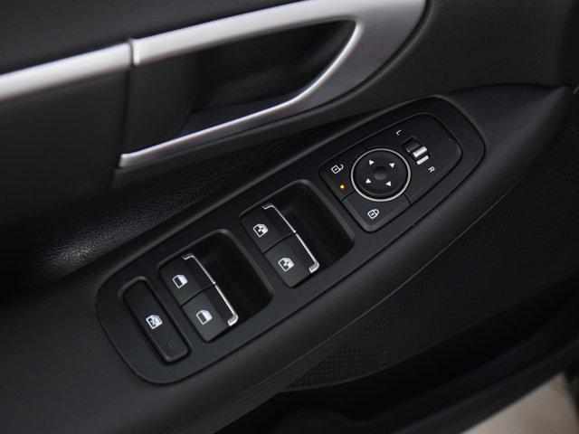 used 2025 Hyundai Sonata Hybrid car, priced at $24,299