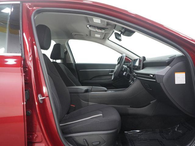 used 2025 Hyundai Sonata Hybrid car, priced at $24,299