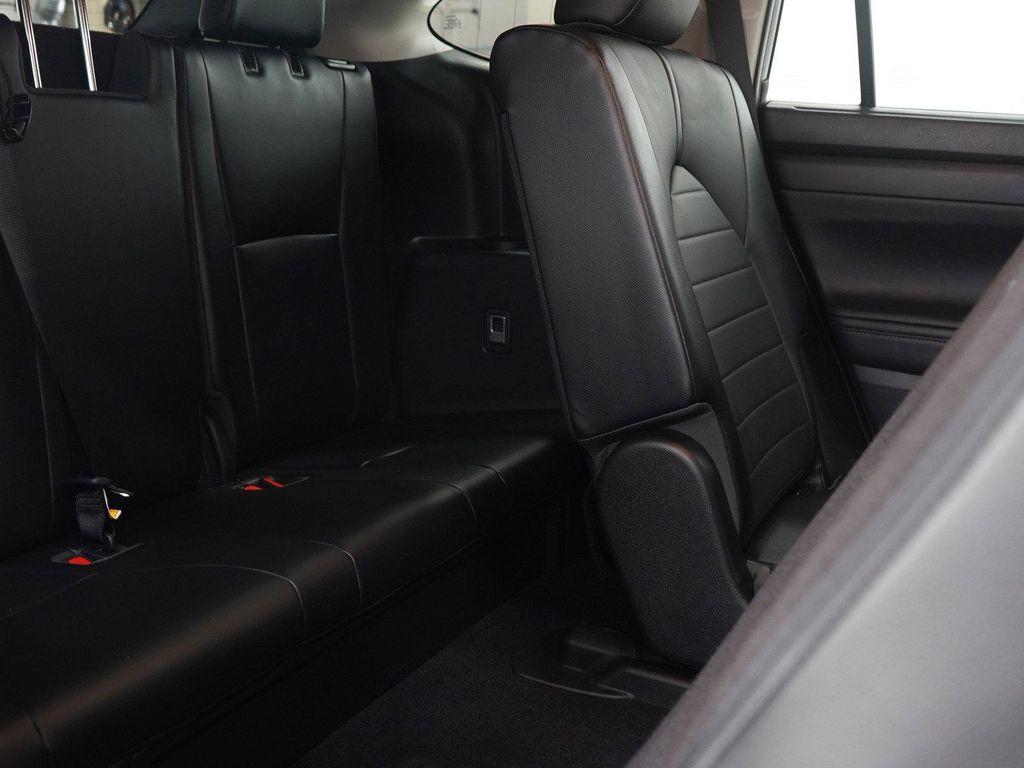 used 2021 Toyota Highlander Hybrid car, priced at $32,348