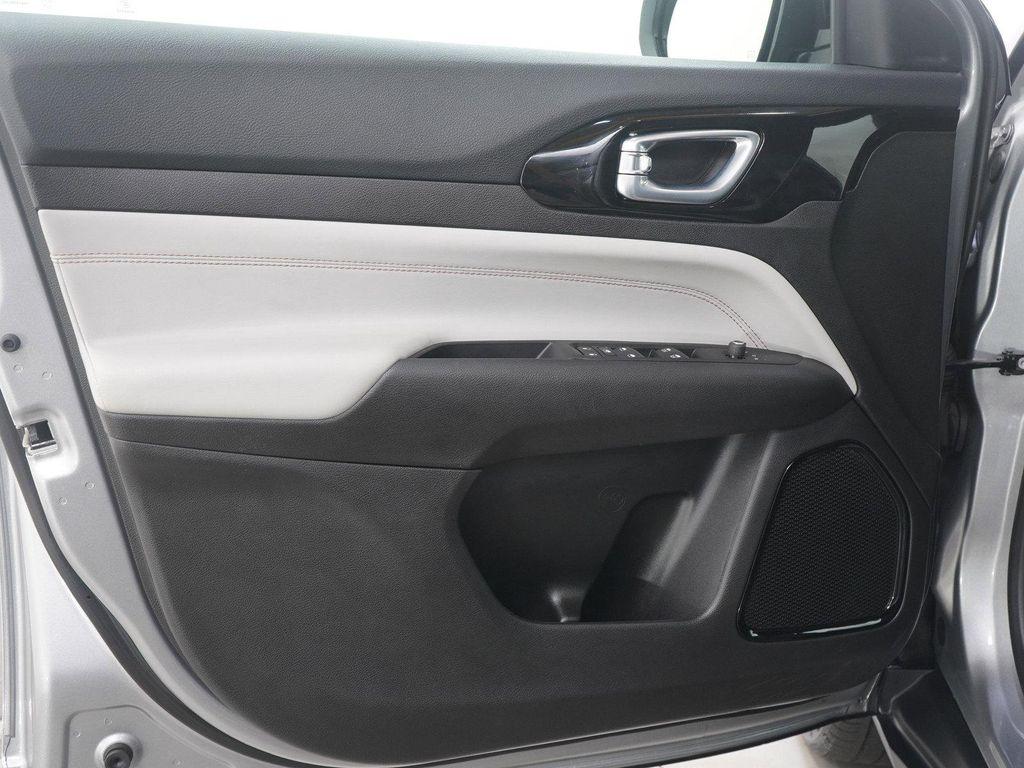 used 2023 Jeep Compass car, priced at $22,348