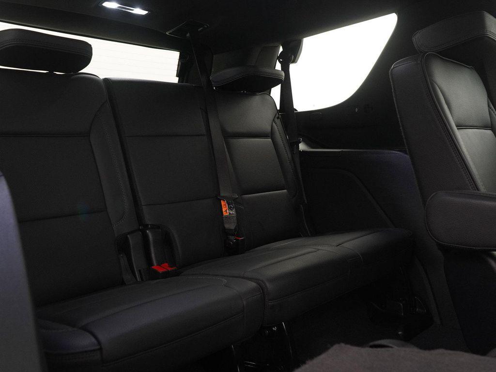 used 2025 GMC Yukon car, priced at $65,949