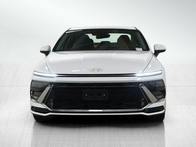 used 2025 Hyundai Sonata Hybrid car, priced at $24,299