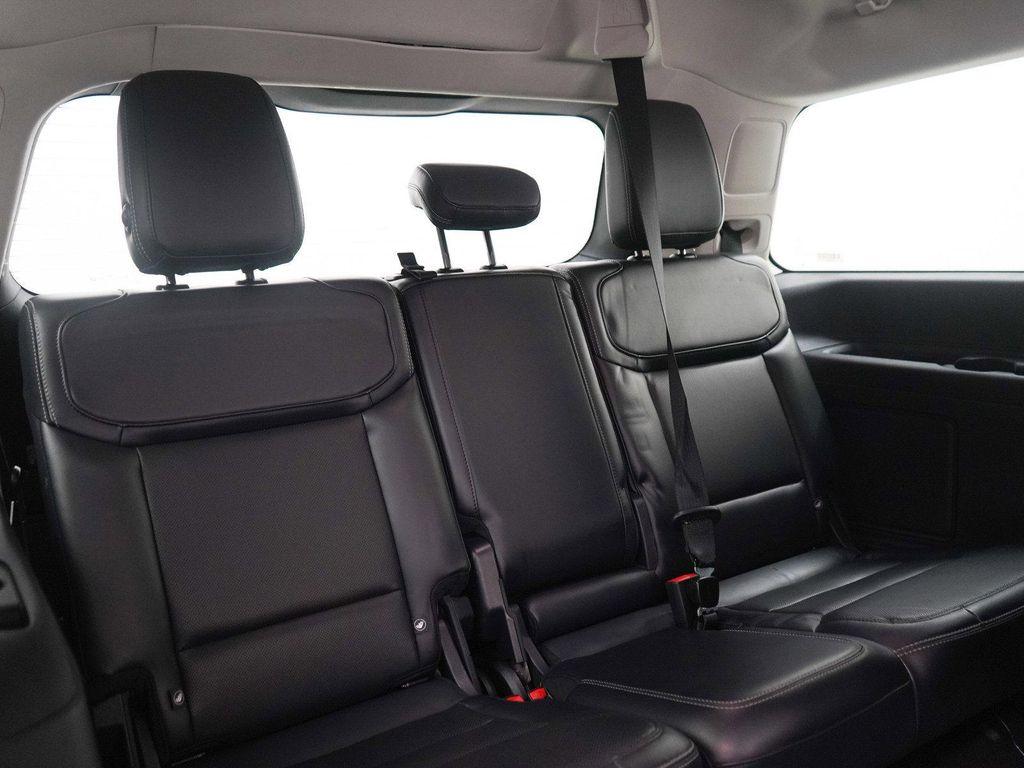 used 2025 Ford Expedition car, priced at $62,849