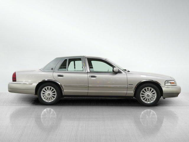 used 2009 Mercury Grand Marquis car, priced at $11,348