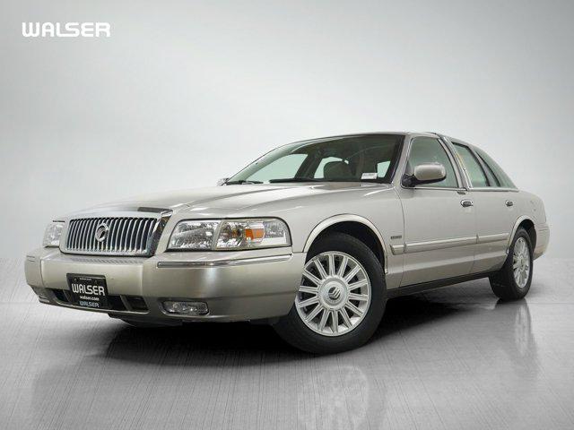 used 2009 Mercury Grand Marquis car, priced at $11,348