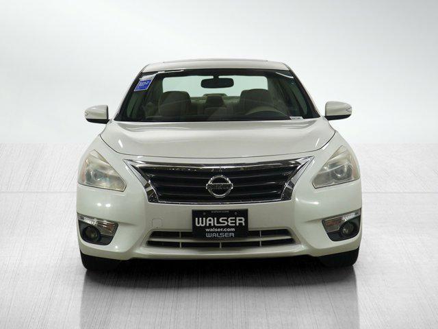 used 2014 Nissan Altima car, priced at $9,499