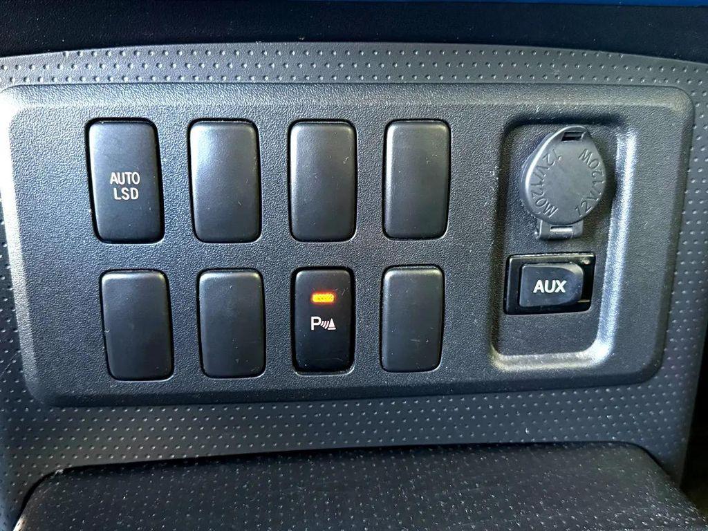 used 2008 Toyota FJ Cruiser car, priced at $12,995