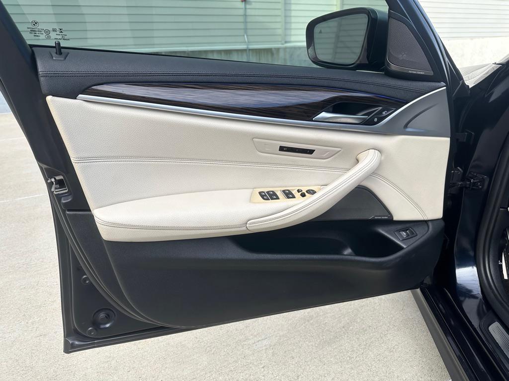 used 2020 BMW M550 car, priced at $27,950