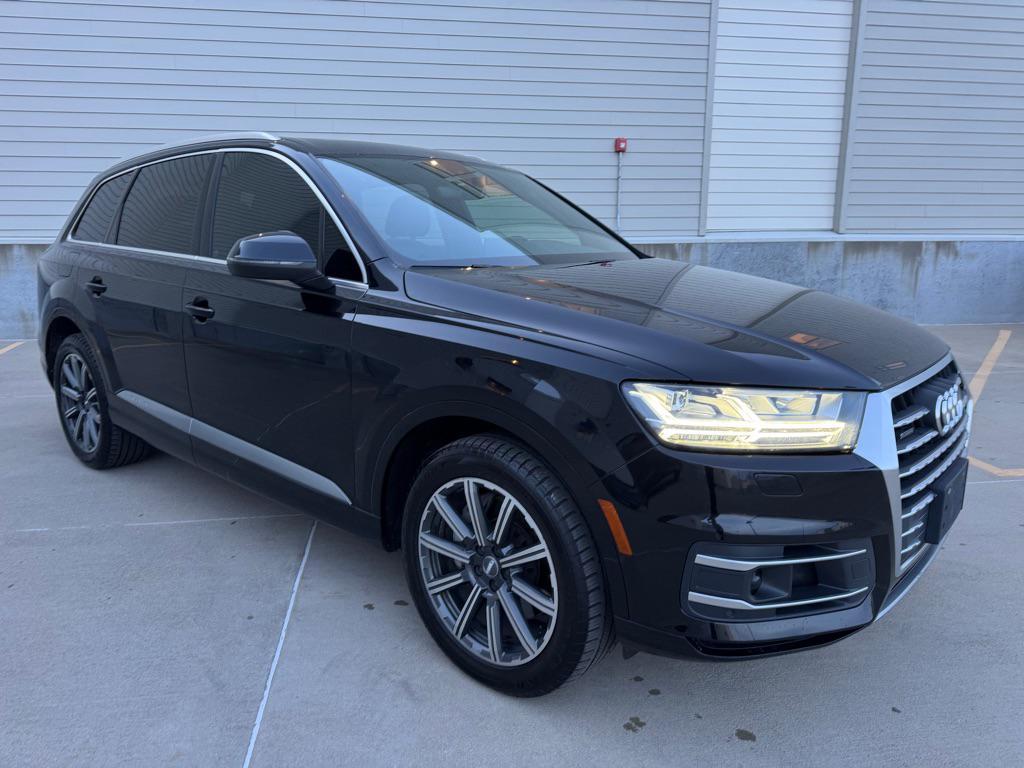 used 2017 Audi Q7 car, priced at $15,950