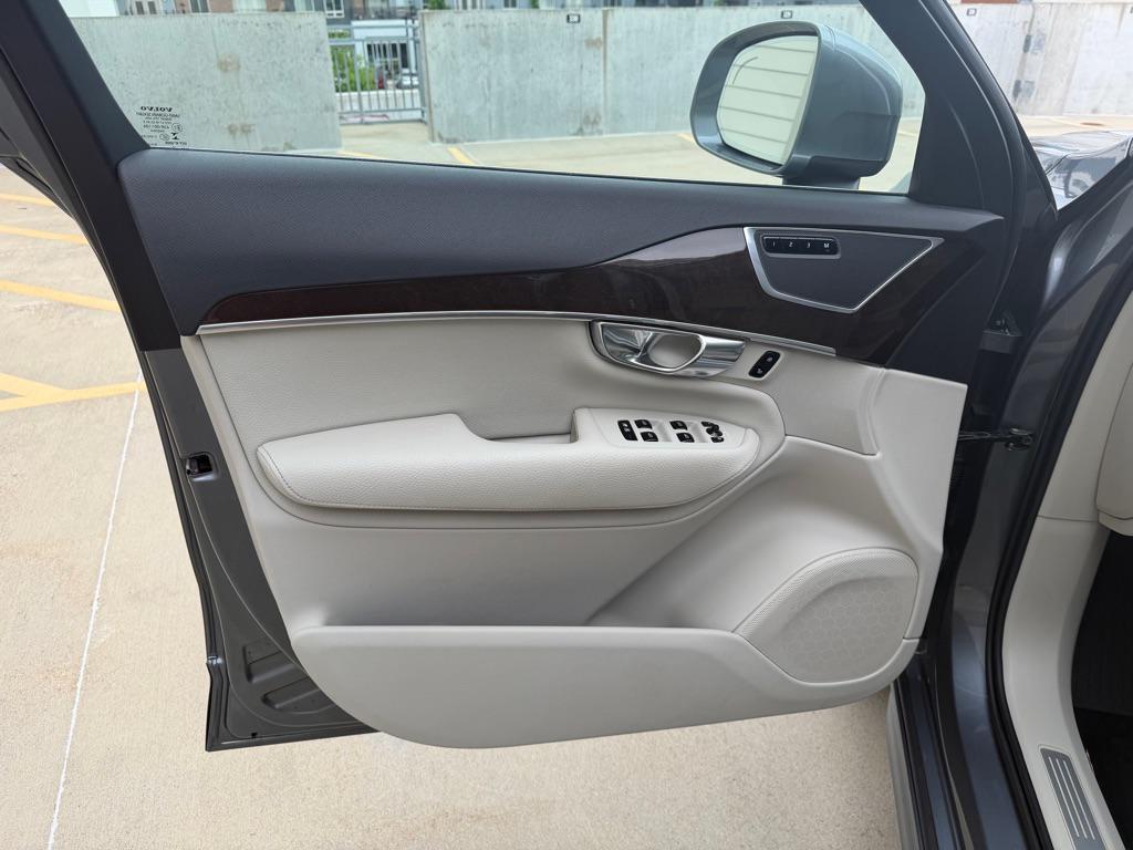 used 2018 Volvo XC90 car, priced at $17,950