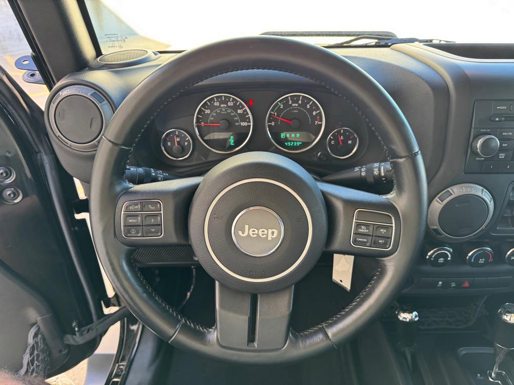used 2015 Jeep Wrangler Unlimited car, priced at $19,950