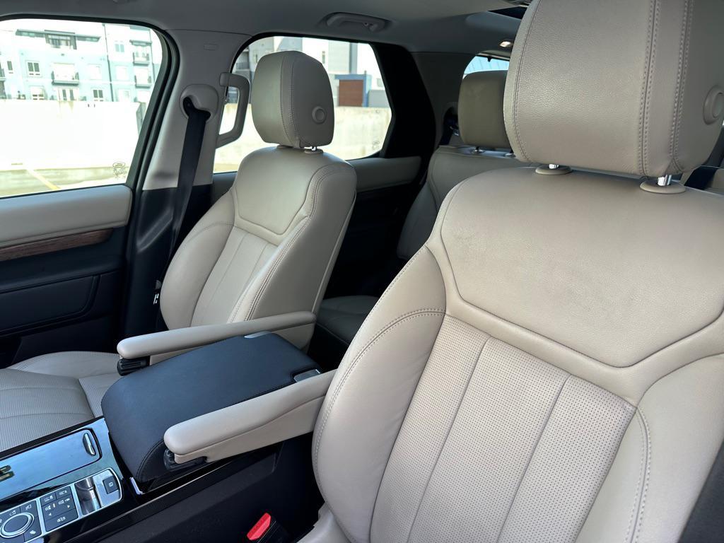 used 2018 Land Rover Discovery car, priced at $11,950