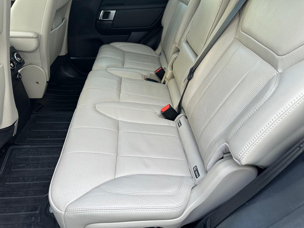 used 2018 Land Rover Discovery car, priced at $11,950