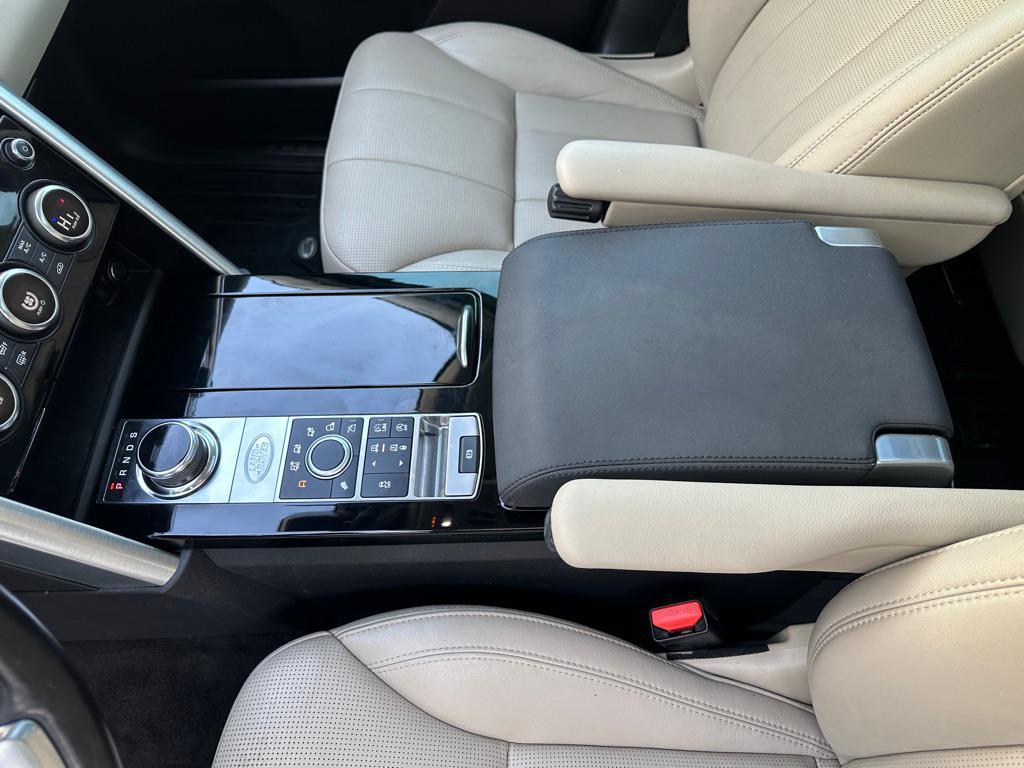 used 2018 Land Rover Discovery car, priced at $11,950