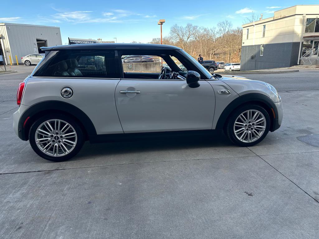 used 2015 MINI Hardtop car, priced at $9,950