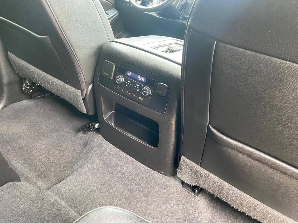 used 2020 Chevrolet Suburban car, priced at $22,950