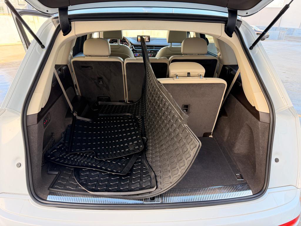 used 2019 Audi Q7 car, priced at $16,950