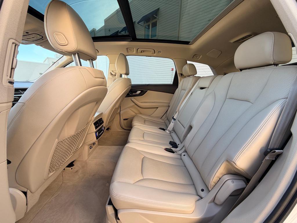 used 2019 Audi Q7 car, priced at $16,950