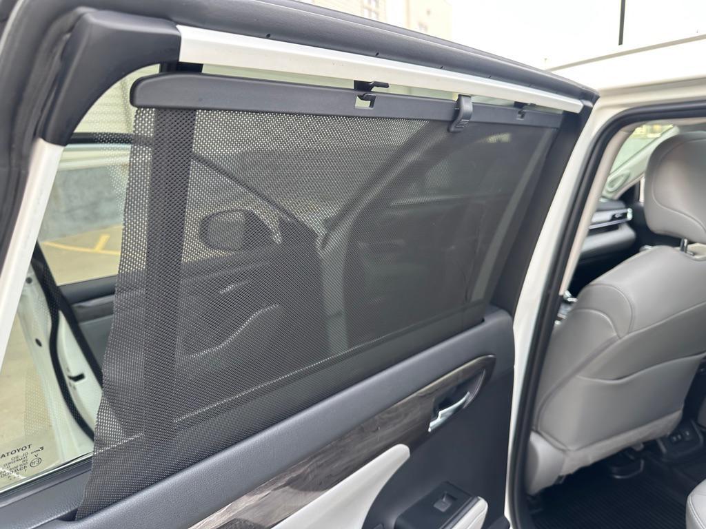 used 2020 Toyota Highlander car, priced at $29,950