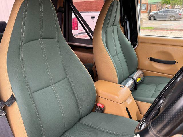 used 1998 Jeep Wrangler car