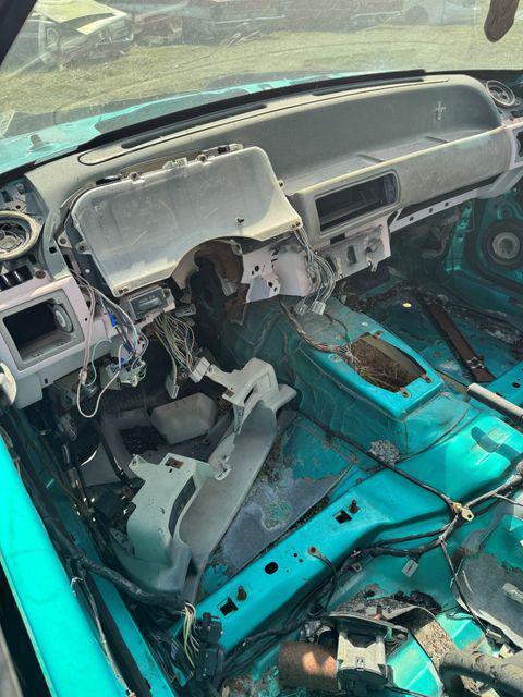 used 1992 Ford Mustang car