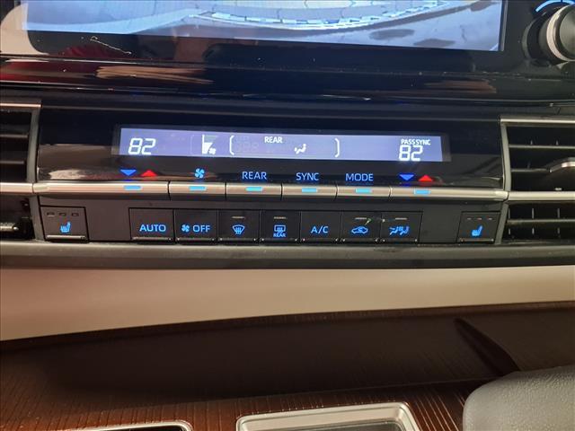 used 2024 Toyota Sienna car, priced at $41,035