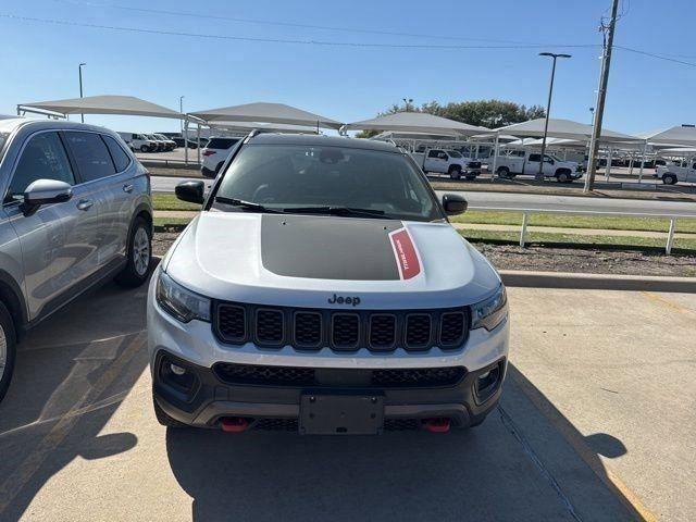 used 2025 Jeep Compass car
