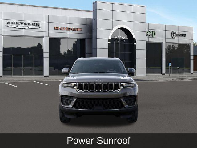 new 2025 Jeep Grand Cherokee car, priced at $28,436