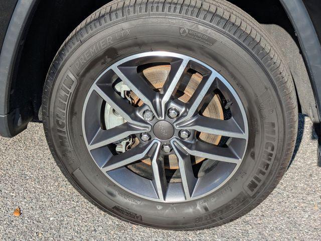 used 2021 Jeep Grand Cherokee car, priced at $16,590