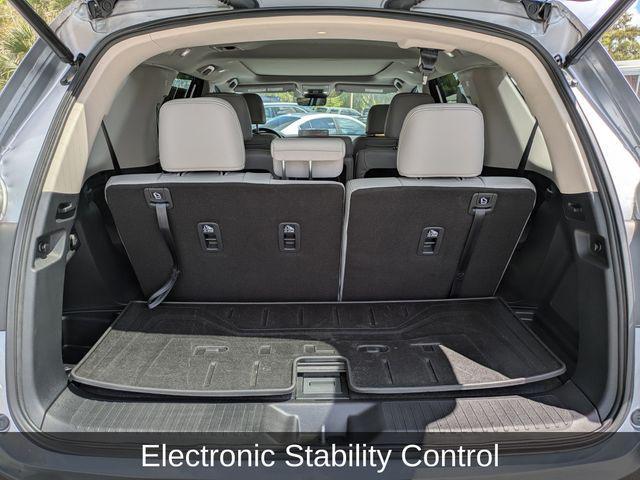 used 2023 Honda Pilot car, priced at $41,899