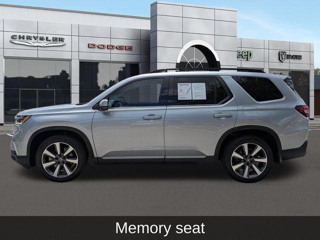 used 2023 Honda Pilot car, priced at $40,998