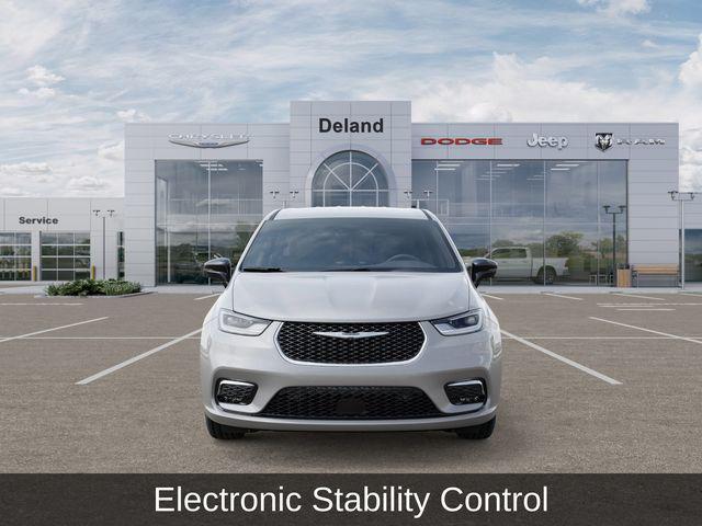 new 2026 Chrysler Pacifica car, priced at $43,005