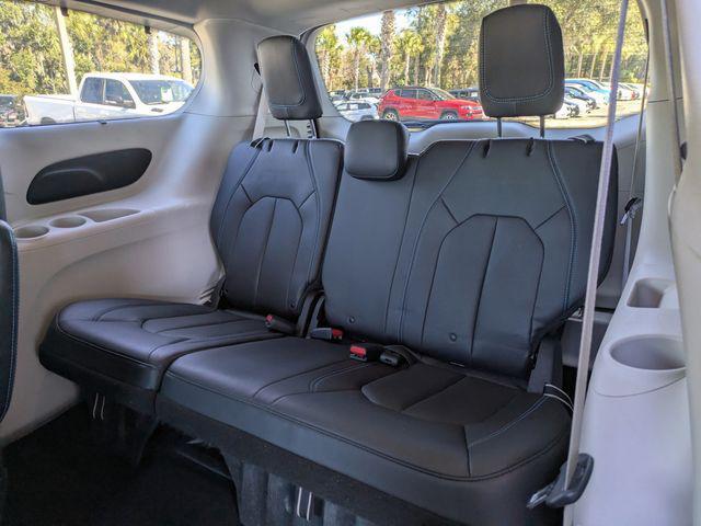 used 2021 Chrysler Pacifica car, priced at $18,643