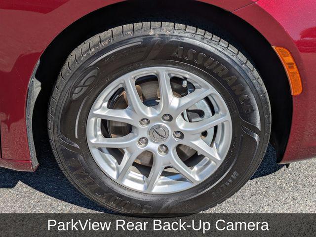 used 2021 Chrysler Pacifica car, priced at $18,643