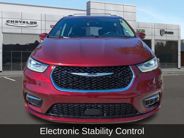 used 2021 Chrysler Pacifica car, priced at $18,643