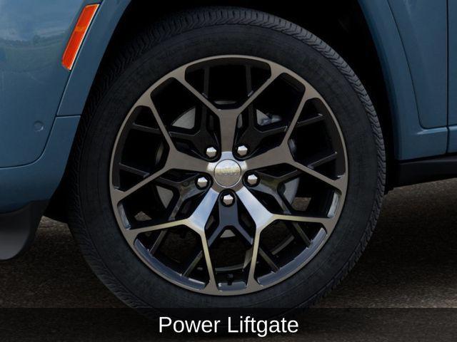 new 2026 Jeep Grand Cherokee car, priced at $53,512