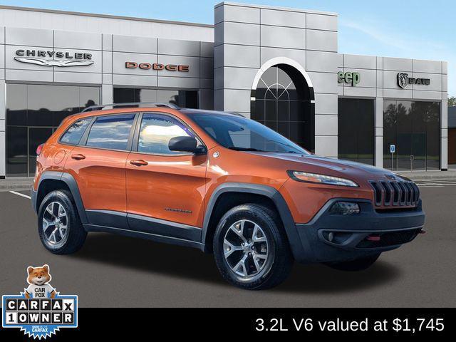 used 2015 Jeep Cherokee car, priced at $9,999
