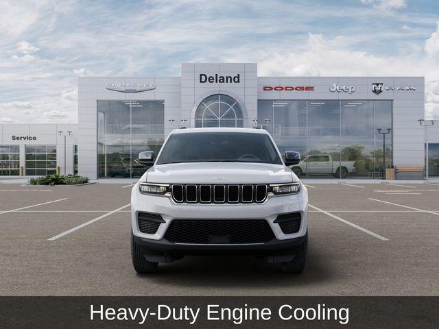 new 2025 Jeep Grand Cherokee car, priced at $30,900