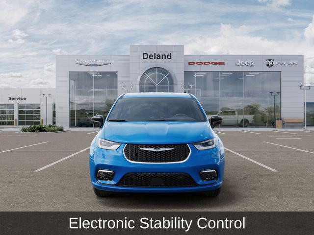 new 2026 Chrysler Pacifica car, priced at $36,934