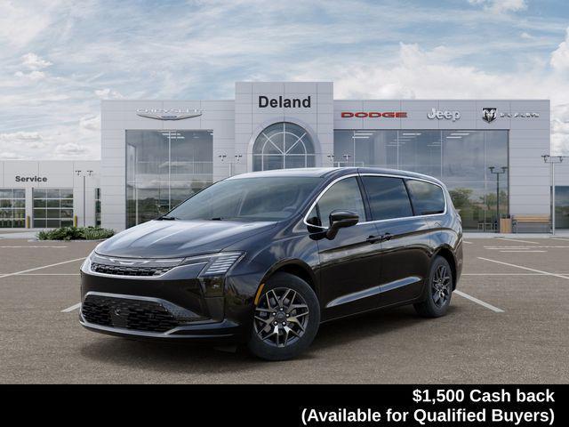 new 2027 Chrysler Pacifica car, priced at $46,472