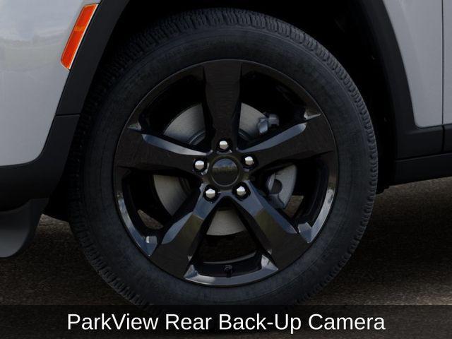 new 2026 Jeep Grand Cherokee car, priced at $42,210