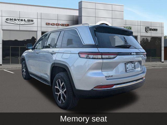 used 2025 Jeep Grand Cherokee car, priced at $36,895