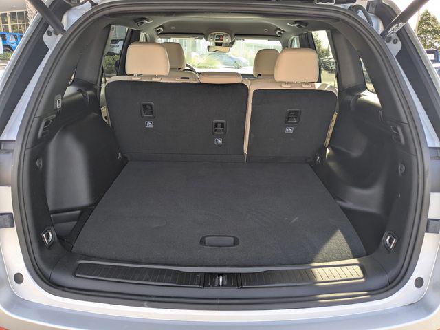 used 2025 Jeep Grand Cherokee car, priced at $36,895