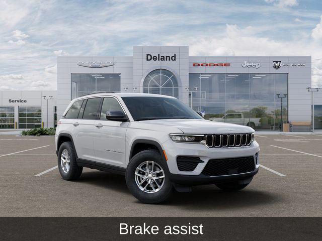 new 2025 Jeep Grand Cherokee car, priced at $28,956